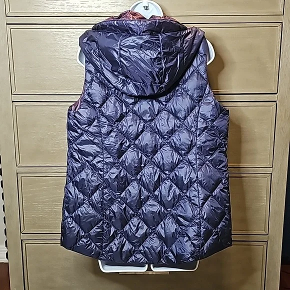Gerry Reversible Puffer Vest - Picture 7 of 14